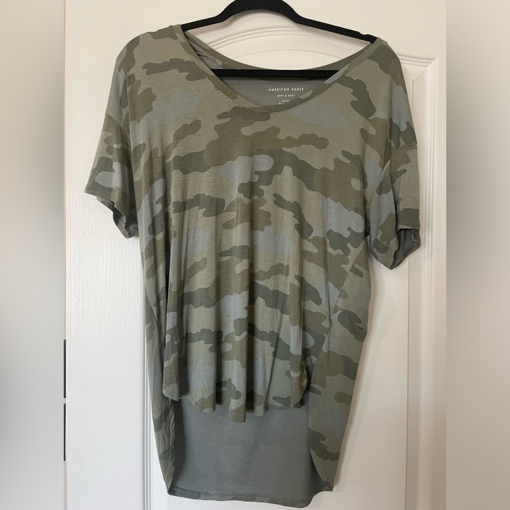 American Eagle Soft & Sexy Tee